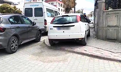Malatya'da düzen değişti: Yollar vatandaşların, kaldırımlar otomobillerin oldu!