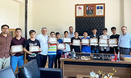 Malatya'da hafızlık heyecanı: Başarılı öğrencilere belgeleri takdim edildi