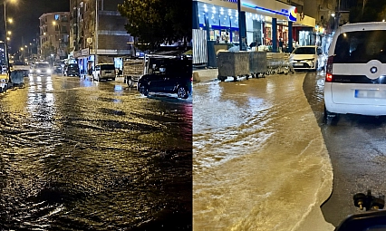 Malatya'da içme suyu borusu patladı! Cadde göle döndü