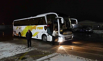 Malatya'da kar yağışı seferleri durdurdu