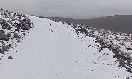 Malatya'da kış yüzünü gösterdi! Yama Dağı beyaza büründü