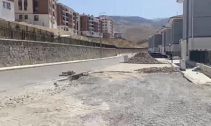 Malatya'da TOKİ konutlarında asansör isyanı: Aylardır kullanamıyorlar