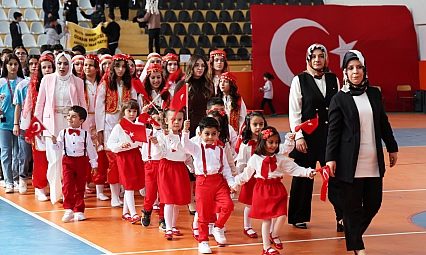 Malatya'nın ilçelerinde Cumhuriyet coşkusu
