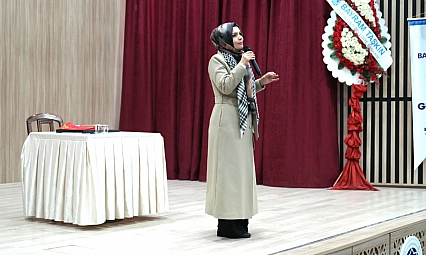 Mescid-i Aksa ümmetin evidir