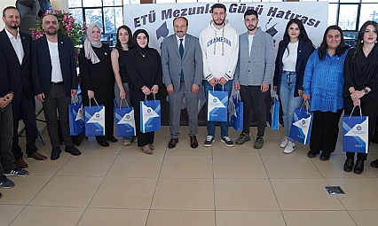 Mezunlar yıllar sonra yeniden buluştu