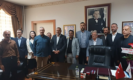 MHP'den başhekime ziyaret