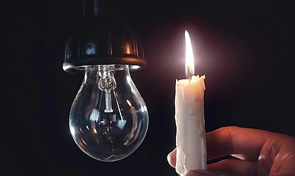 Mumlar hazır olsun: Malatya'da mahallede uzun süreli elektrik kesintisi