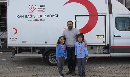 Öğrenciler ve veliler kan bağışı için seferber oldu