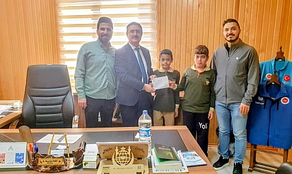 Öğrencilerden Filistin'e anlamlı destek