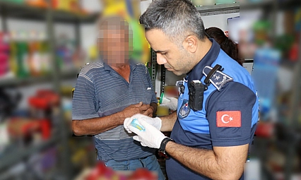 Öğrencilere tarihi geçmiş ürün satan işletmeye 35 bin TL ceza