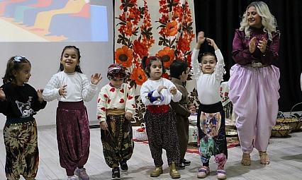 Şalvar defilesine büyük ilgi