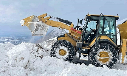 146 köy yolu ulaşıma açıldı