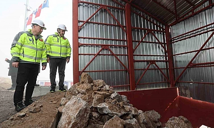 Kentin en büyük taş ocağında üretim başladı