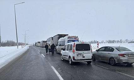 Sivas-Malatya kara yolu ulaşıma kapandı