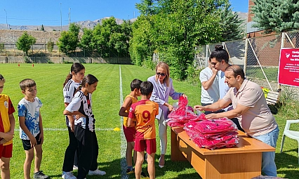 TFF'den Malatya'daki depremzede çocuklara futbol desteği: Antrenmalar başladı...!