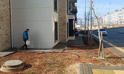 TOKİ konutlarında kapsamlı haşere ilaçlama çalışması yapıldı