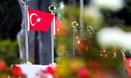 Türkiye şehidine ağlıyor