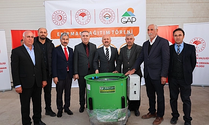 Üreticiye güç veren tarım ekipmanı desteği