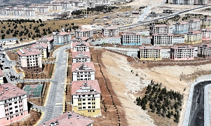 Vali Yavuz Açıkladı: TOKİ konutlarında anahtar teslimi başlıyor