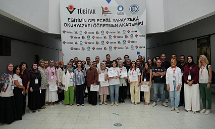 Malatya'da 16 ilden gelen öğretmenler sertifikalarını aldı