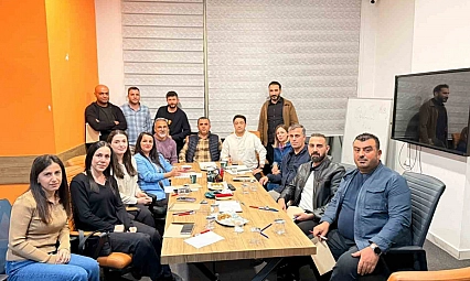 Malatya'da geleceğin eğitimi ve yapay zeka masaya yatırıldı