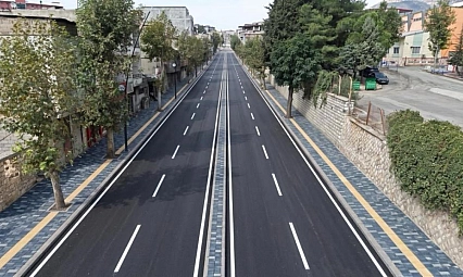 Yollar bir bir asfaltlanıyor