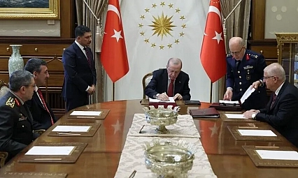 Yüksek Askeri Şura kararları açıklandı: 61 general ve amiral emekliliğe ayrıldı