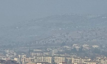 Yüksek kesimlerinde sis etkili oluyor