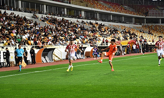 Yeşilyurtspor'dan tarihi fark