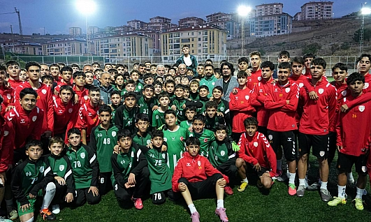 Başkan Geçit sahaya indi