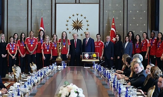 Cumhurbaşkanı Erdoğan, şampiyonları ağırladı