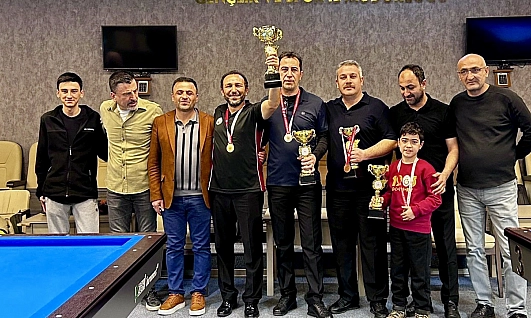 Malatya'da 3 bant bilardo heyecanı: 42 sporcu kıyasıya yarıştı