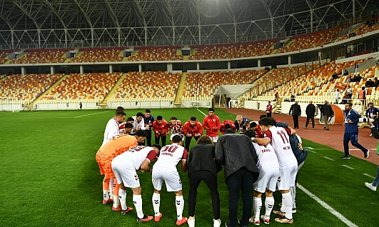 Yeşilyurtspor 3 puanı 4 golle aldı