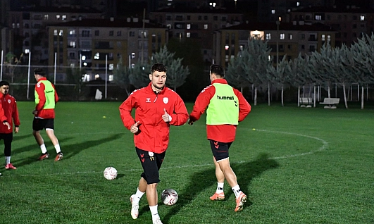 Yeşilyurtspor Karaman hazırlıklarını sürdürüyor
