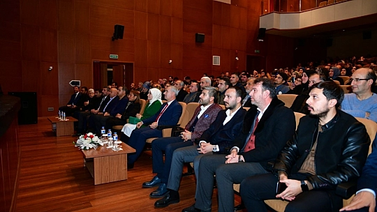 Seminere yoğun ilgi