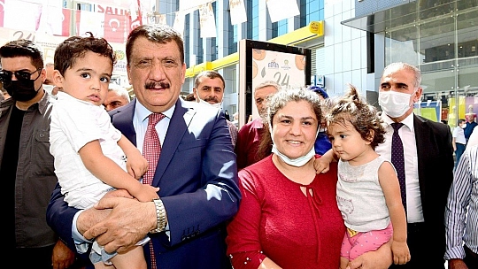 Kayısı Festivali başladı