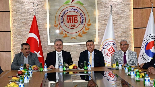 Özcan'a hayırlı olsun ziyareti