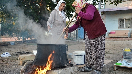 Asırlık lezzet dut pestili