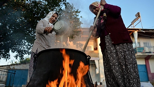 Asırlık lezzet dut pestili