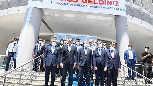Bakan Kasapoğlu Büyükşehir'de