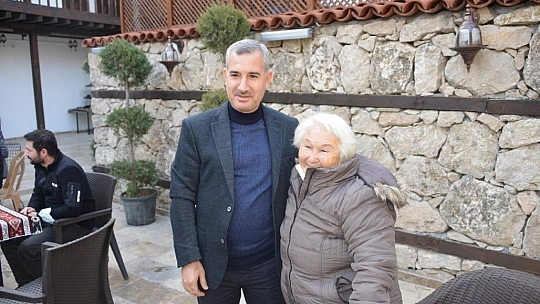 Çınar sanatçıları ağırladı