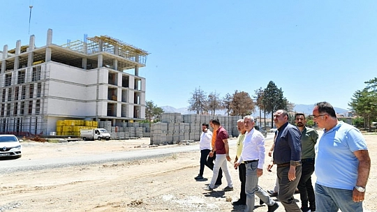 Modern bir hizmet binası kazandıracağız