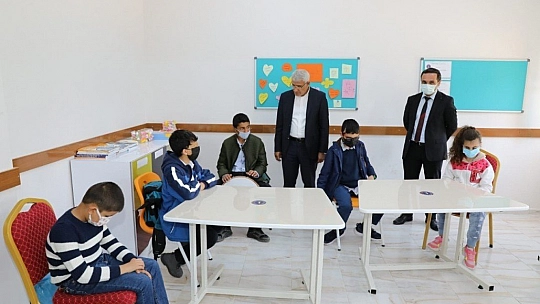 Kapımız da gönlümüz de sonuna kadar açık