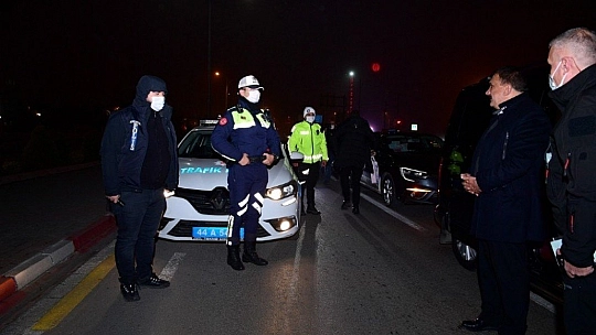 Personelleri ziyaret etti