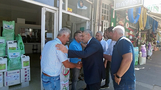 Sadıkoğlu'ndan zirai ilaççılara ziyaret
