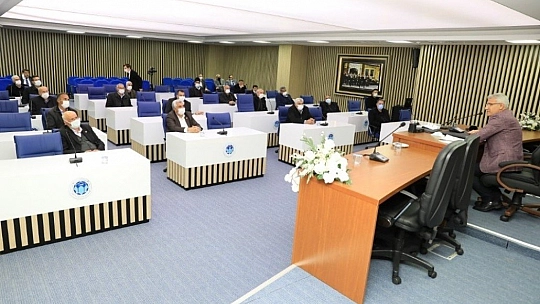 Muhtarların taleplerini dinledi