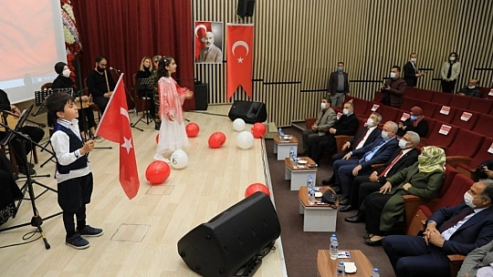 Mısralara sığdıramayız