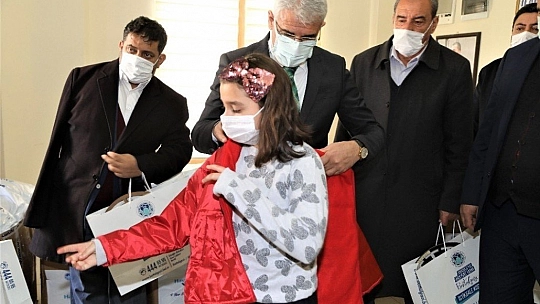 'Onlar Üşürse, Yürekler Üşür'
