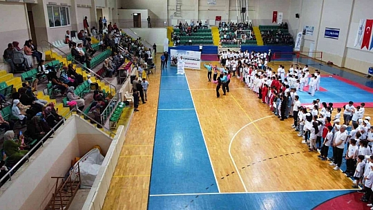 Gençler sporla hayat bulsun