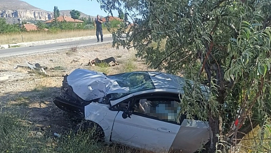 Cenaze yolunda feci kaza